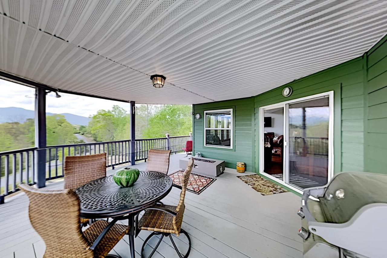 Peaks Oasis Villa Lake Lure Exterior photo