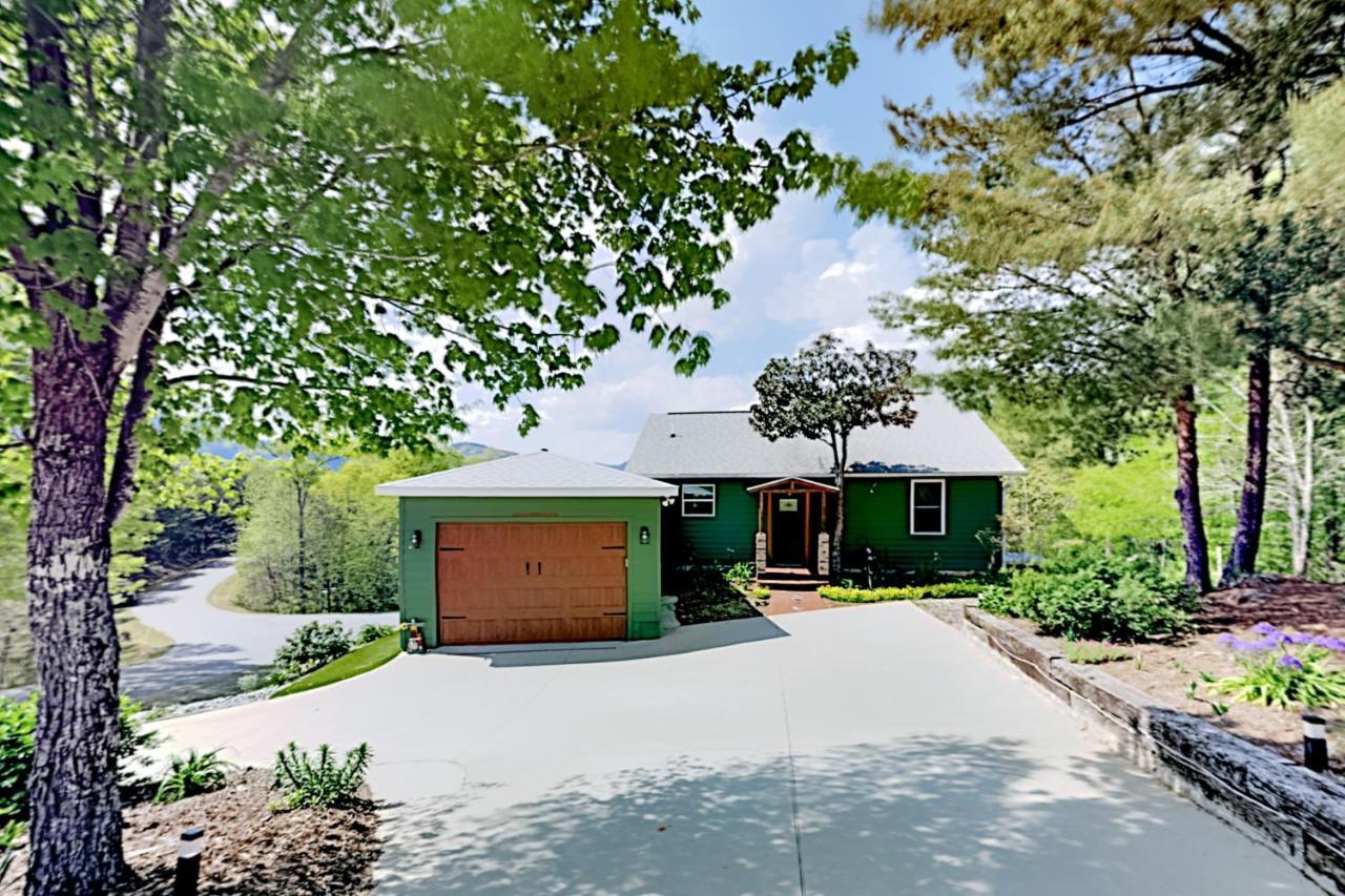 Peaks Oasis Villa Lake Lure Exterior photo